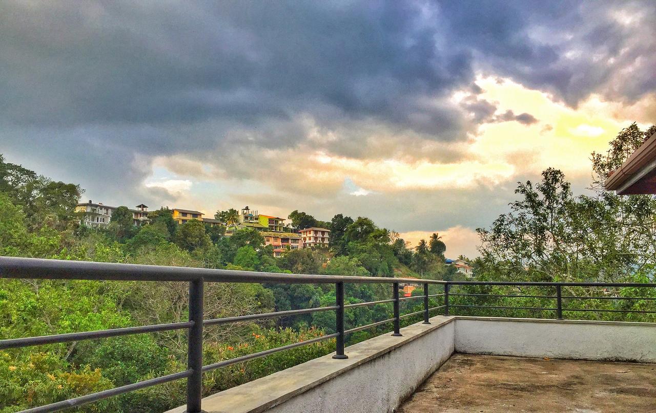 La Colina Kandy Bagian luar foto