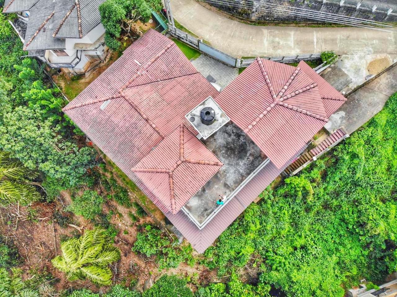 La Colina Kandy Bagian luar foto