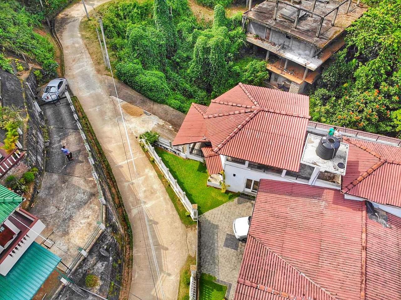 La Colina Kandy Bagian luar foto